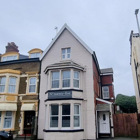 Number Twenty Five Hotel Blackpool Exterior foto